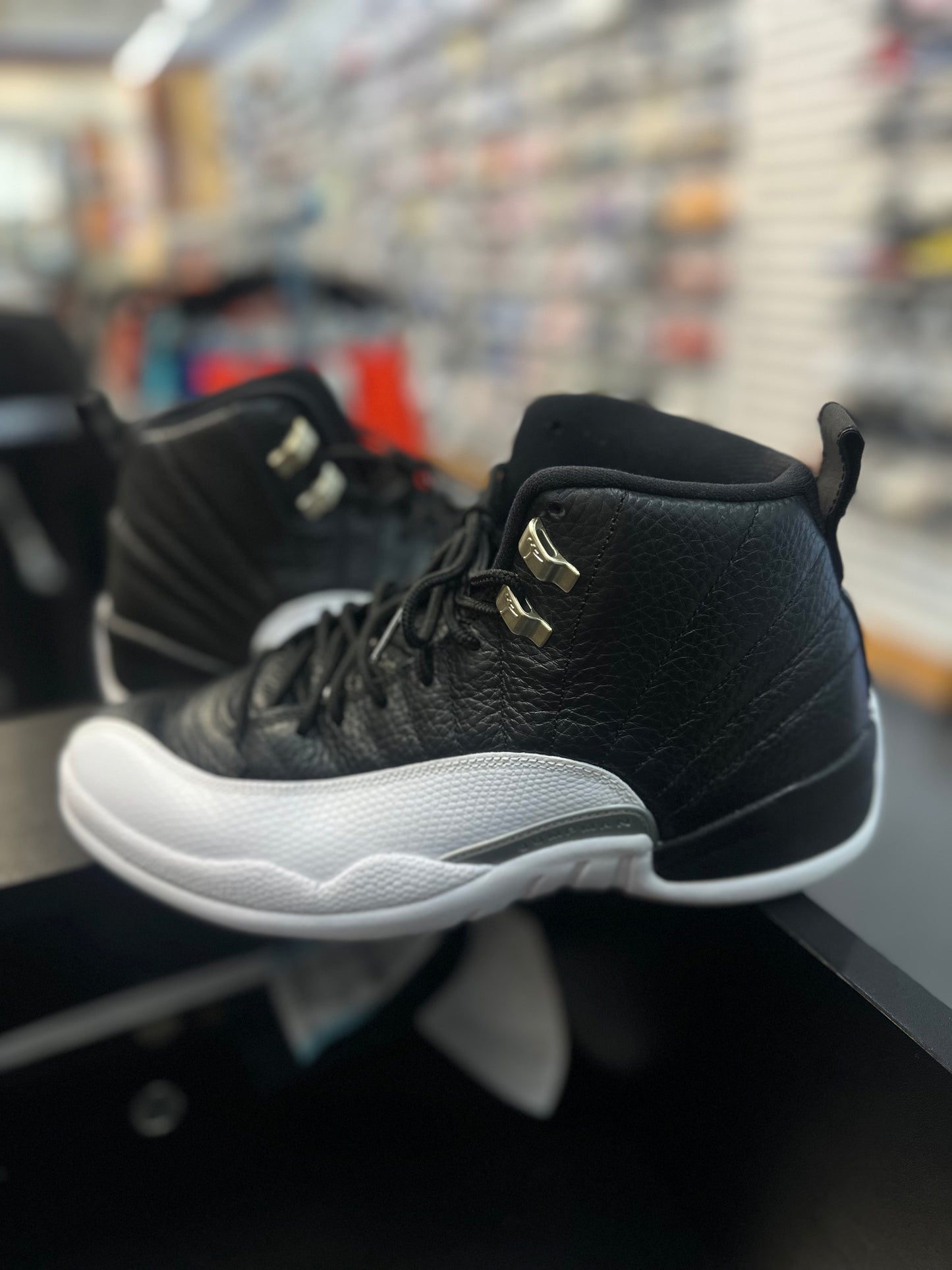 *USED* Jordan 12 Retro Playoffs (2022)