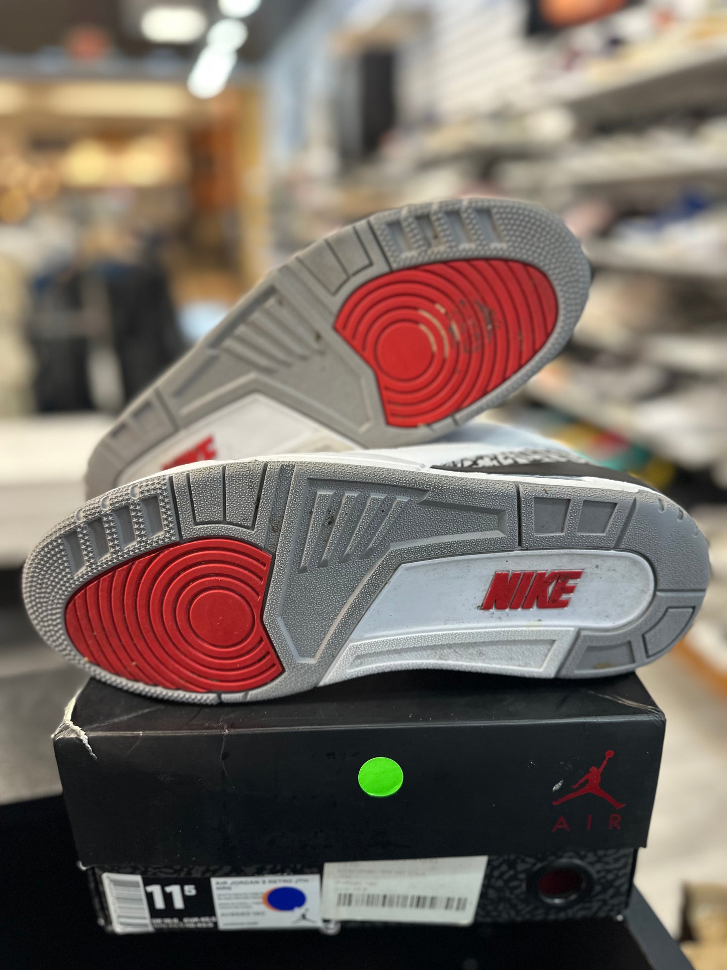*USED* Jordan 3 Retro JTH Super Bowl