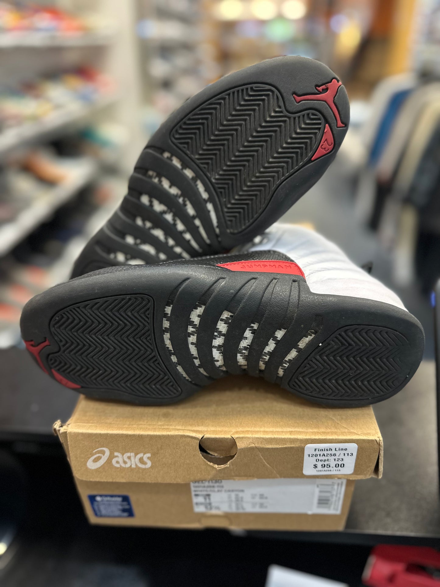 *USED* Jordan 12 Retro Taxi Flip (DEAL)