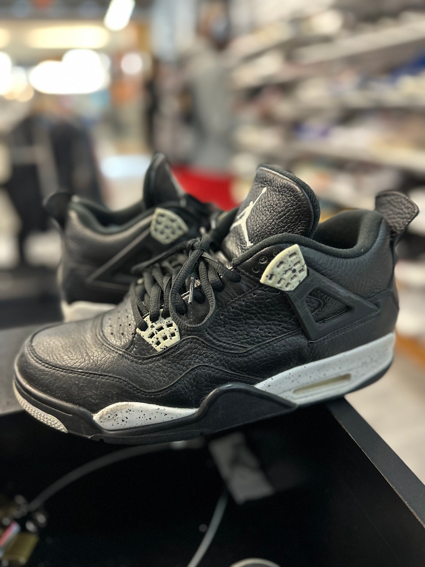 *USED* Jordan 4 Retro Oreo (2015)
