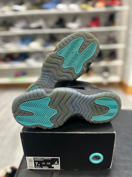*USED* Jordan 11 Retro Gamma Blue (2025)