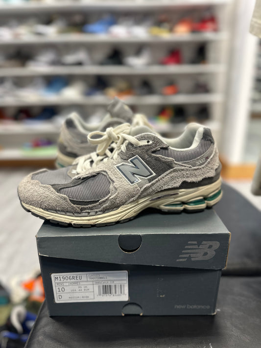 *USED* New Balance 2002R Protection Pack Rain Cloud