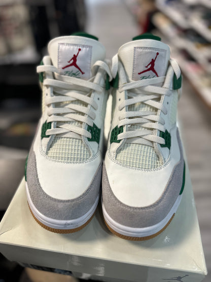 *USED* Jordan 4 Retro SB Pine Green