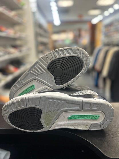 *USED* Jordan 3 Retro Green Glow (DEAL)
