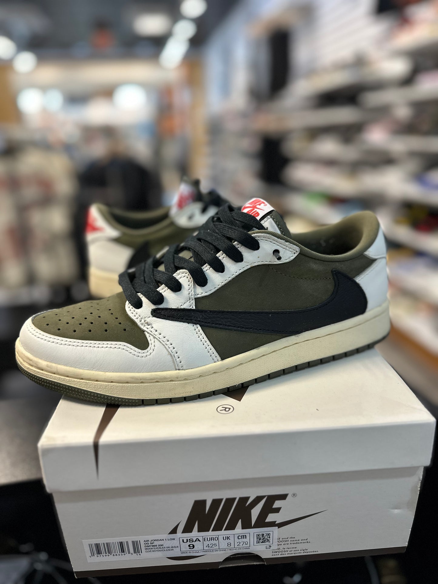 *USED* Jordan 1 Retro Low OG SP Travis Scott Medium Olive