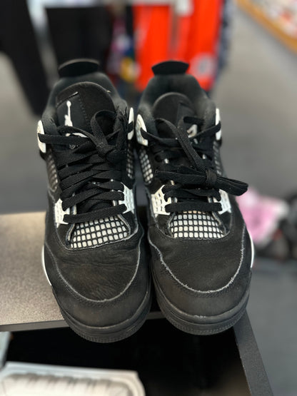 *USED* Jordan 4 Retro White Thunder