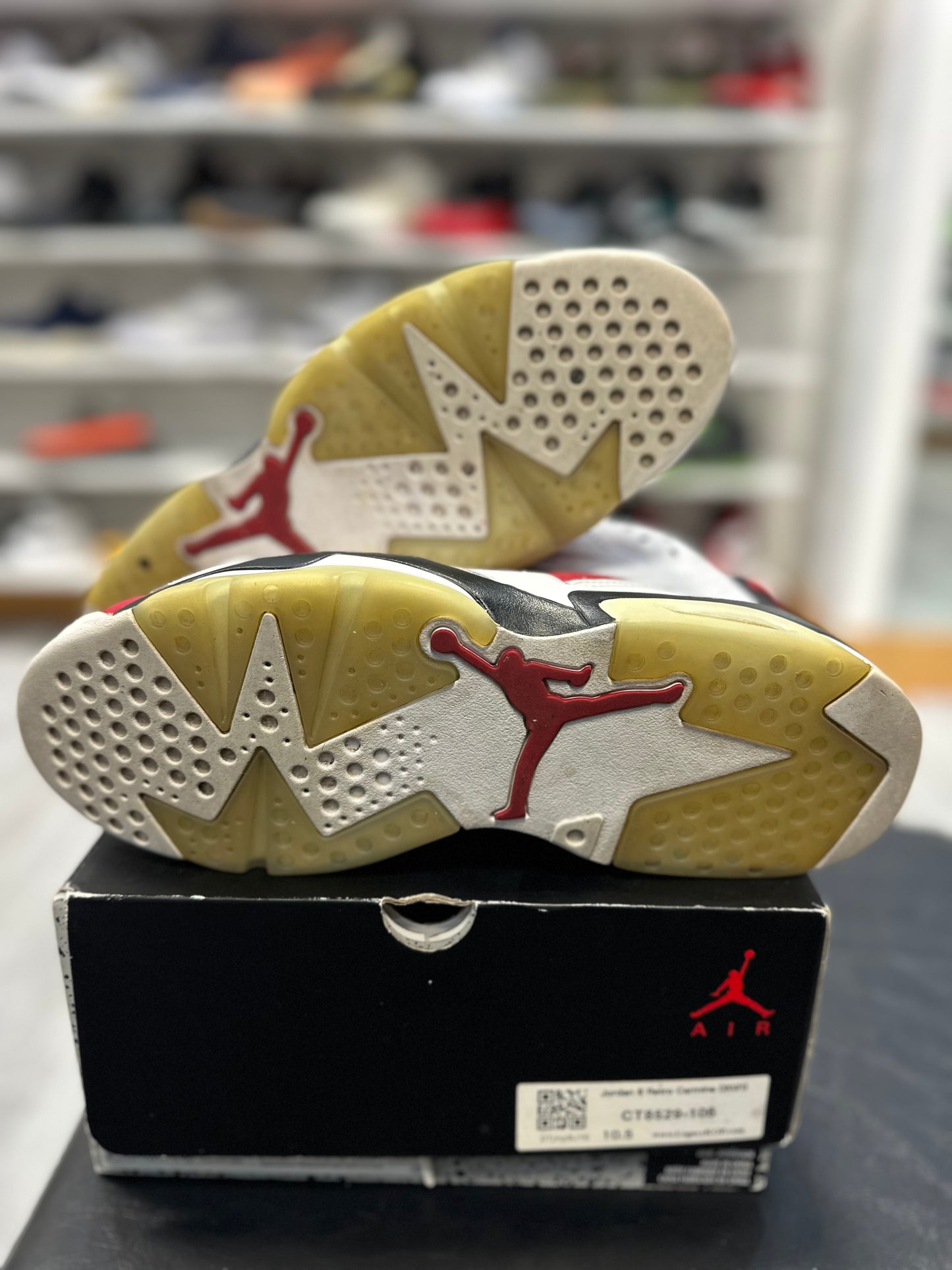 *USED* Jordan 6 Retro Carmine (2021)
