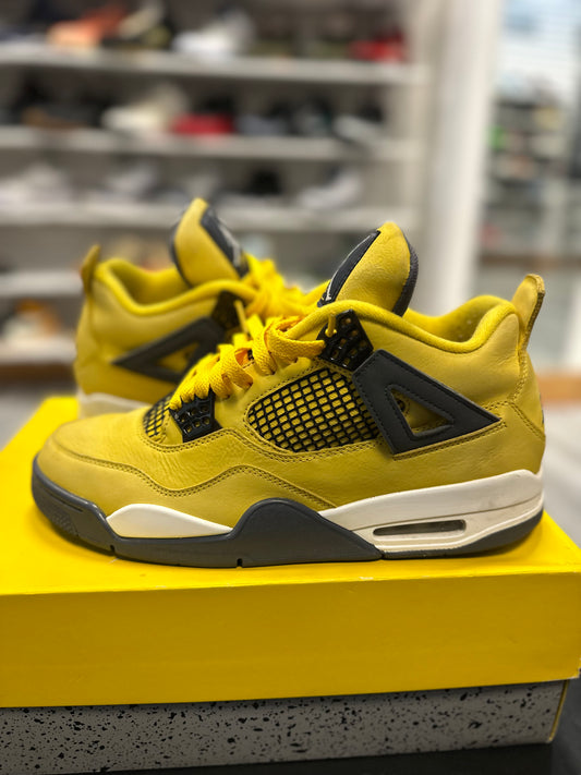 *USED* Jordan 4 Retro Lightning (2021)