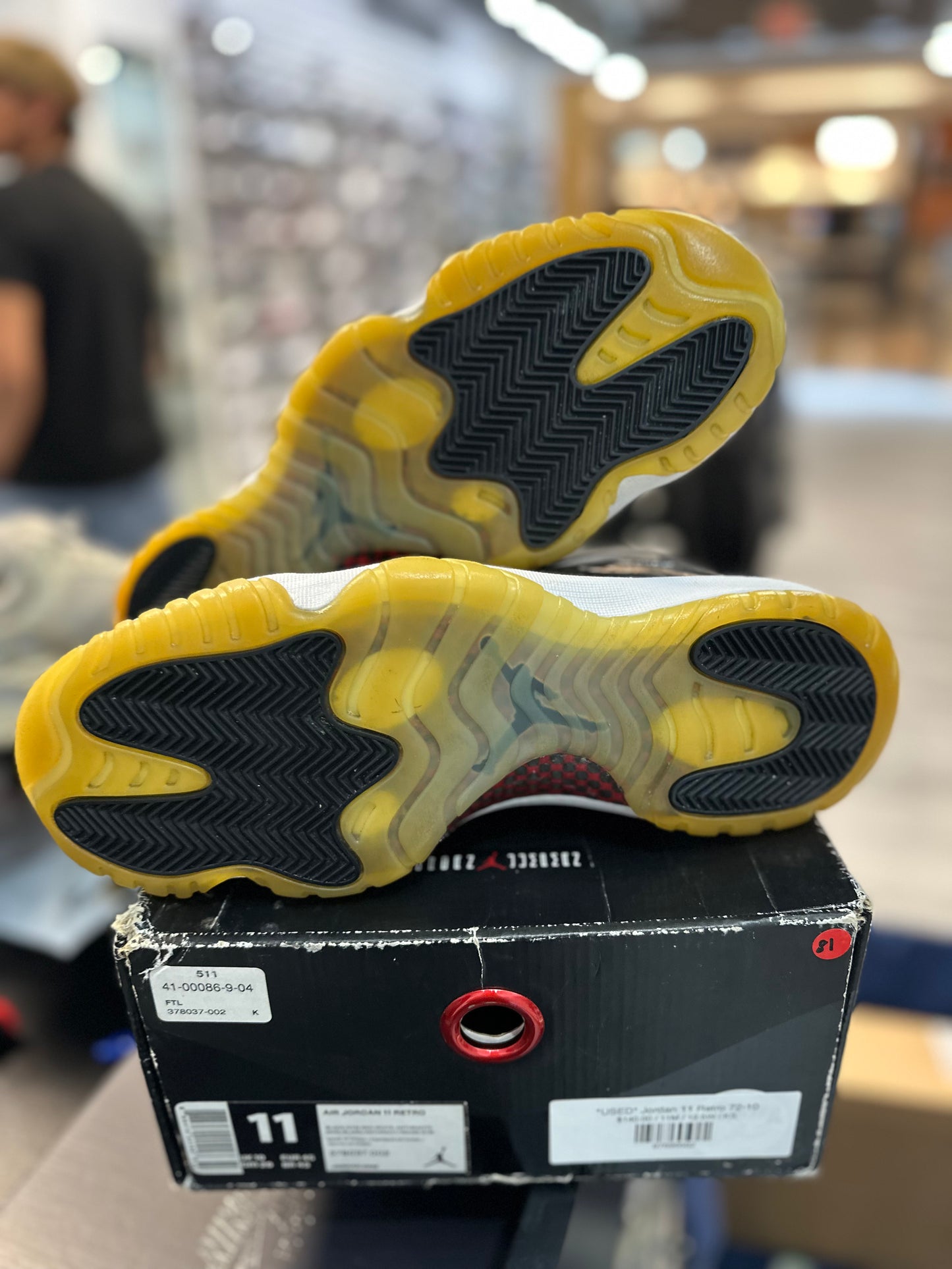 *USED* Jordan 11 Retro 72-10