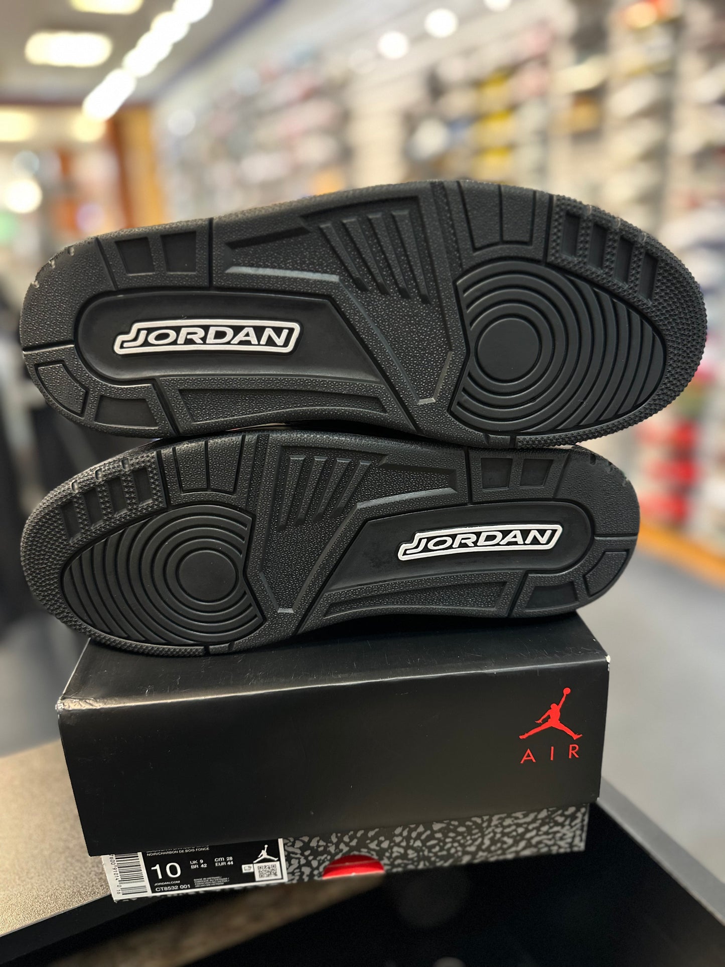 *USED* Jordan 3 Retro Black Cat (2025)