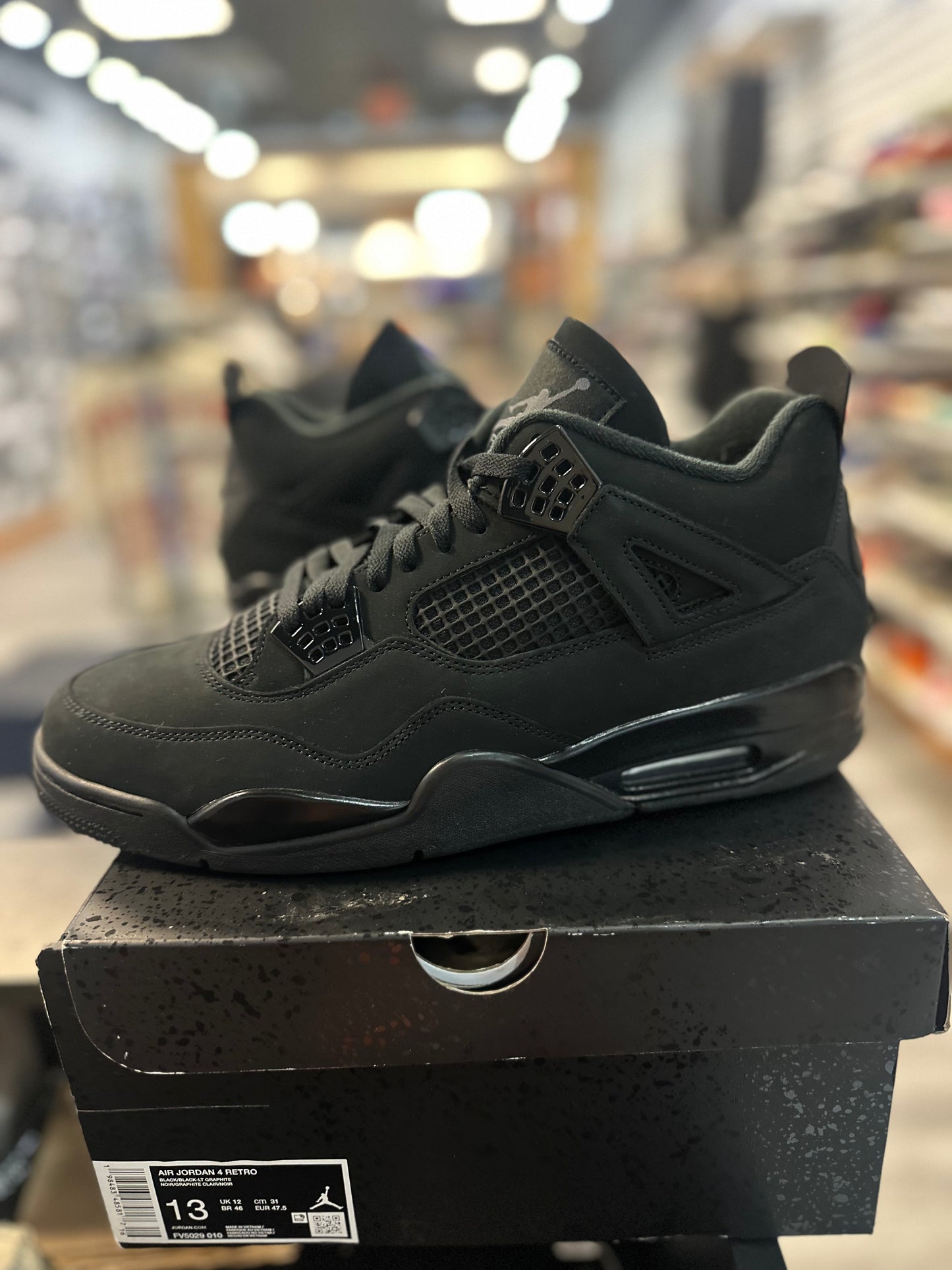 *USED* Jordan 4 Retro Black Cat (2025)