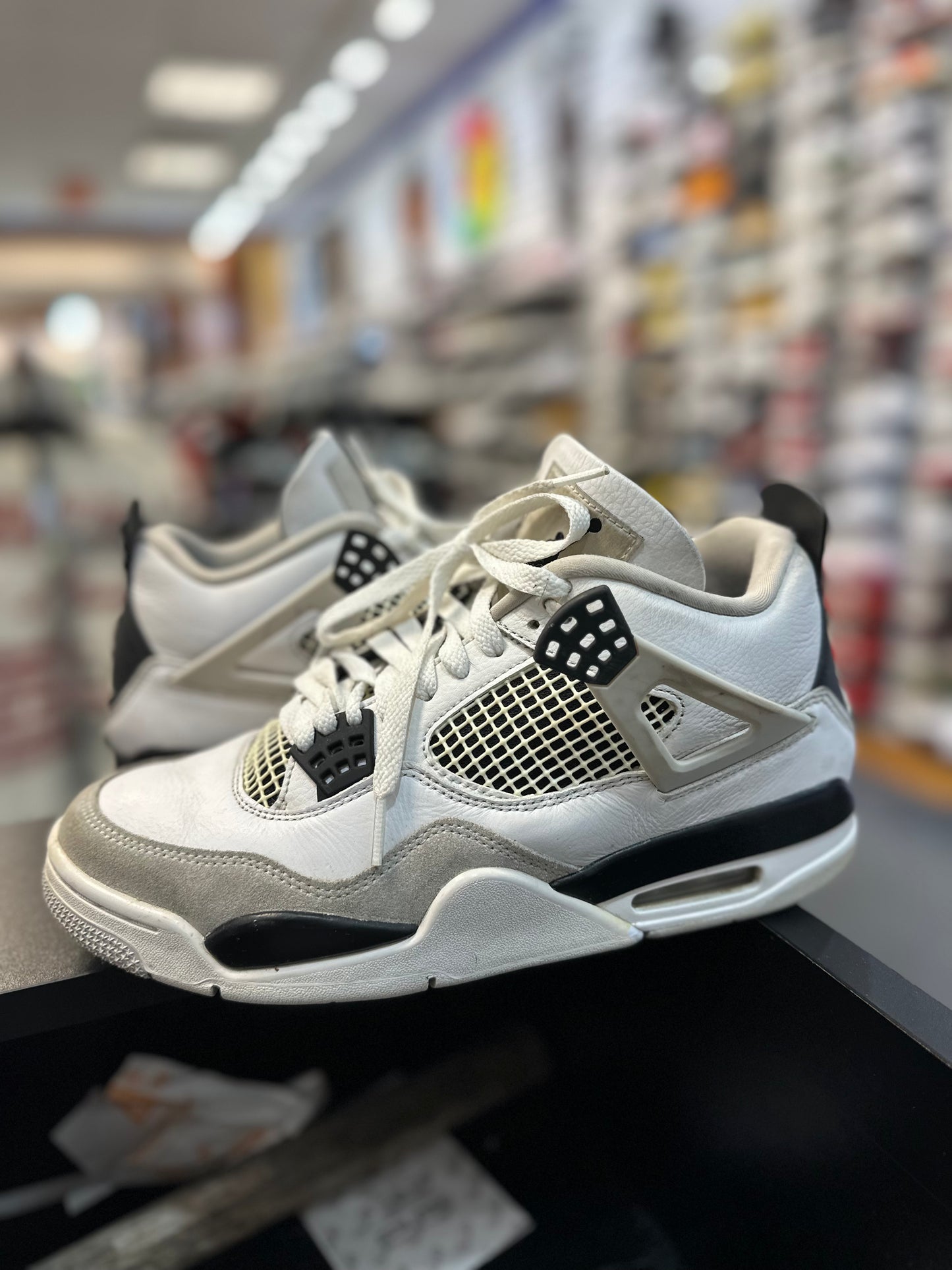 *USED* Jordan 4 Retro Military Black