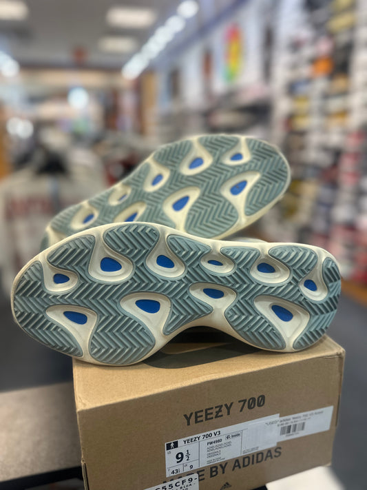 *USED* adidas Yeezy 700 V3 Azael