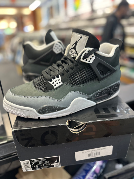 *USED* Jordan 4 Retro Fear (2024)