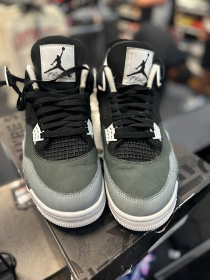 *USED* Jordan 4 Retro Fear (2024)