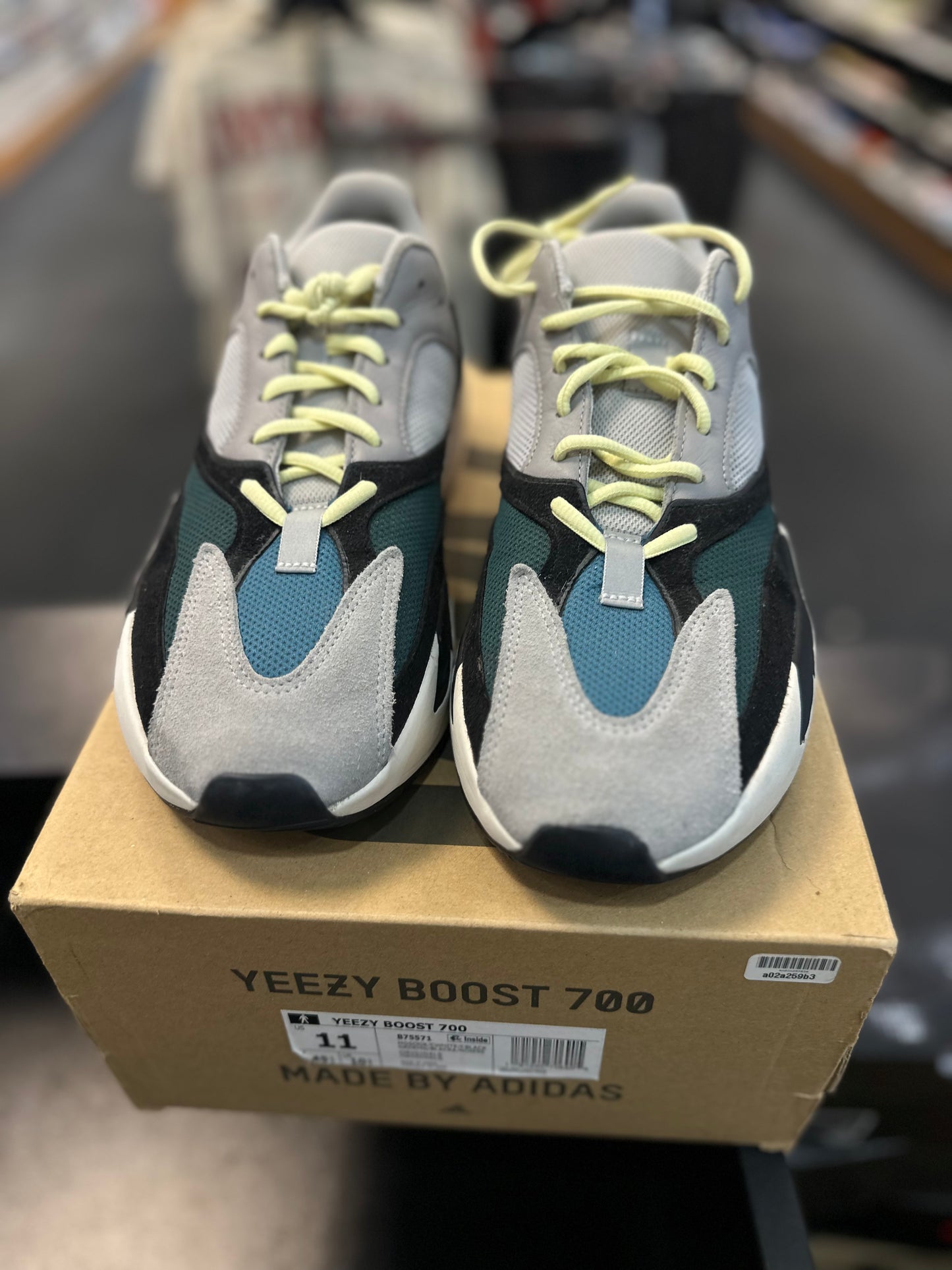 *USED* adidas Yeezy Boost 700 Wave Runner