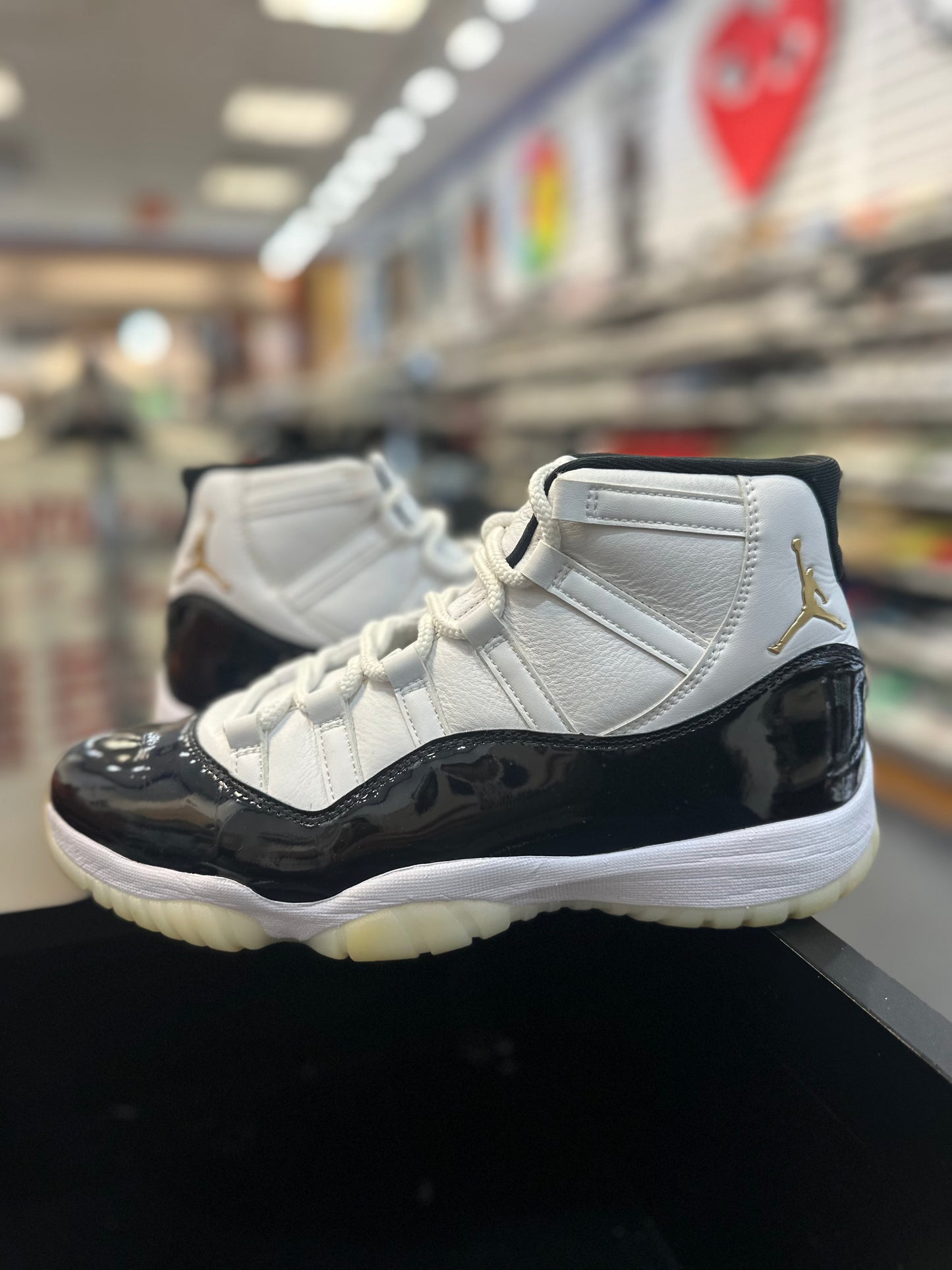 *USED* Jordan 11 Retro DMP Gratitude (2023)