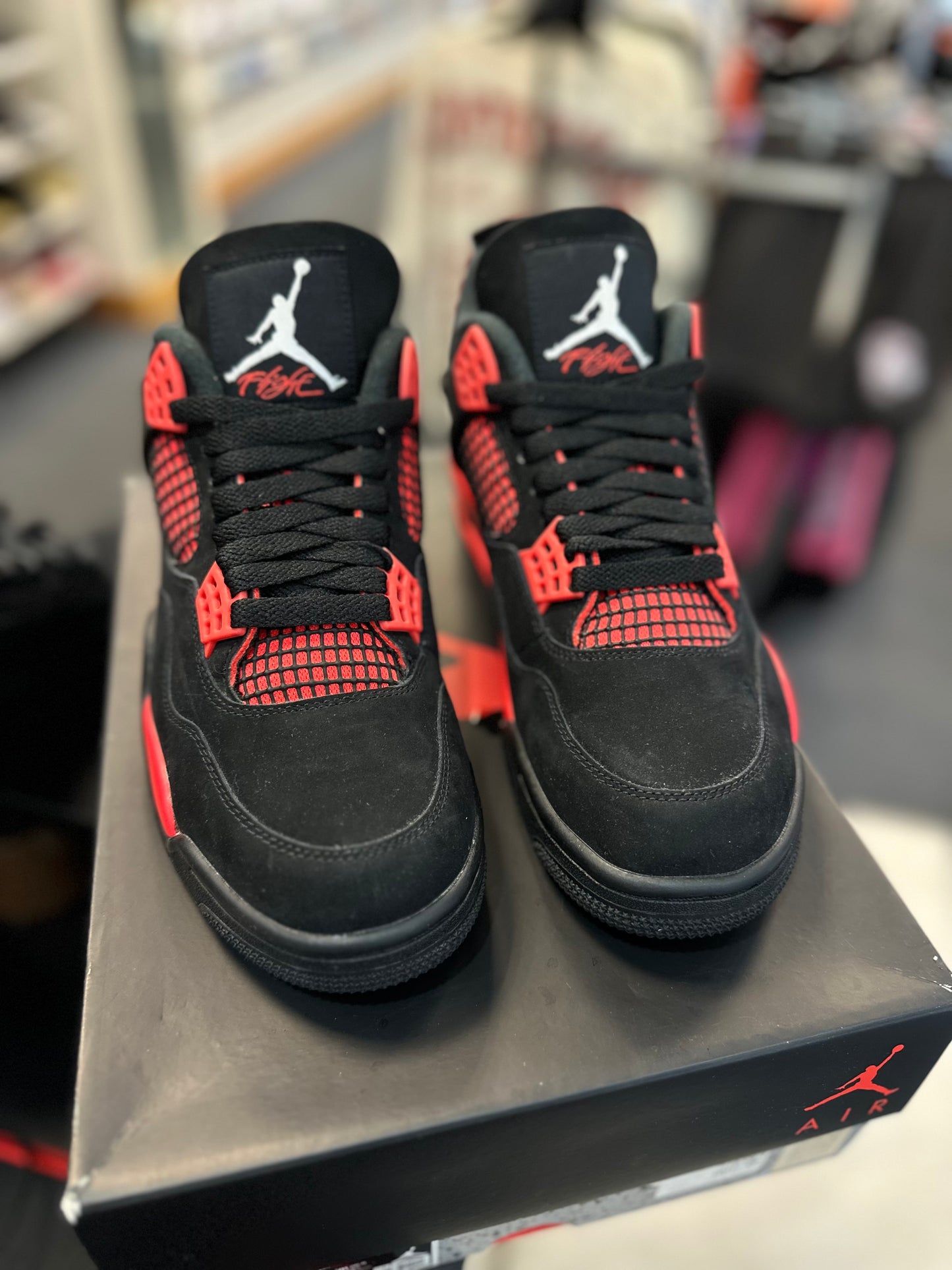 *USED* Jordan 4 Retro Red Thunder