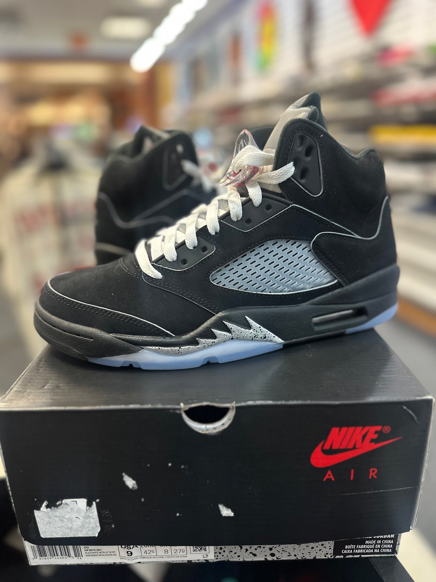 *USED* Jordan 5 Retro OG Black Metallic Reimagined