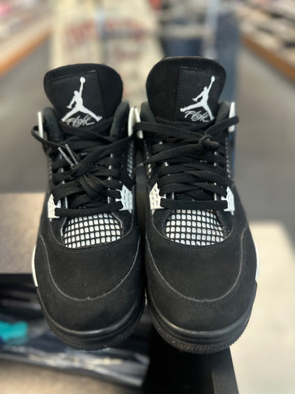 *USED* Jordan 4 Retro White Thunder
