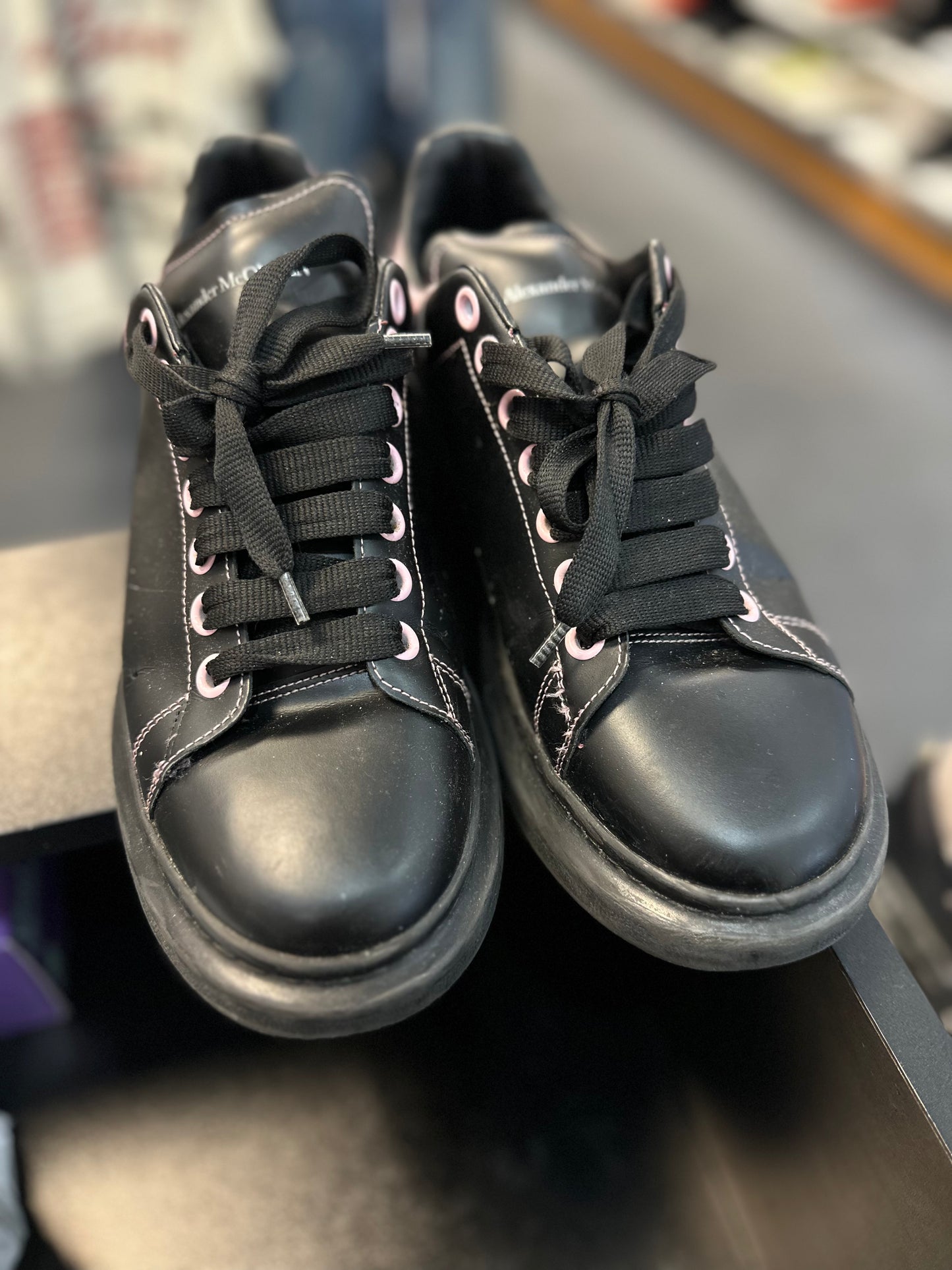 *USED* Alexander McQueen Oversized Black/Pink