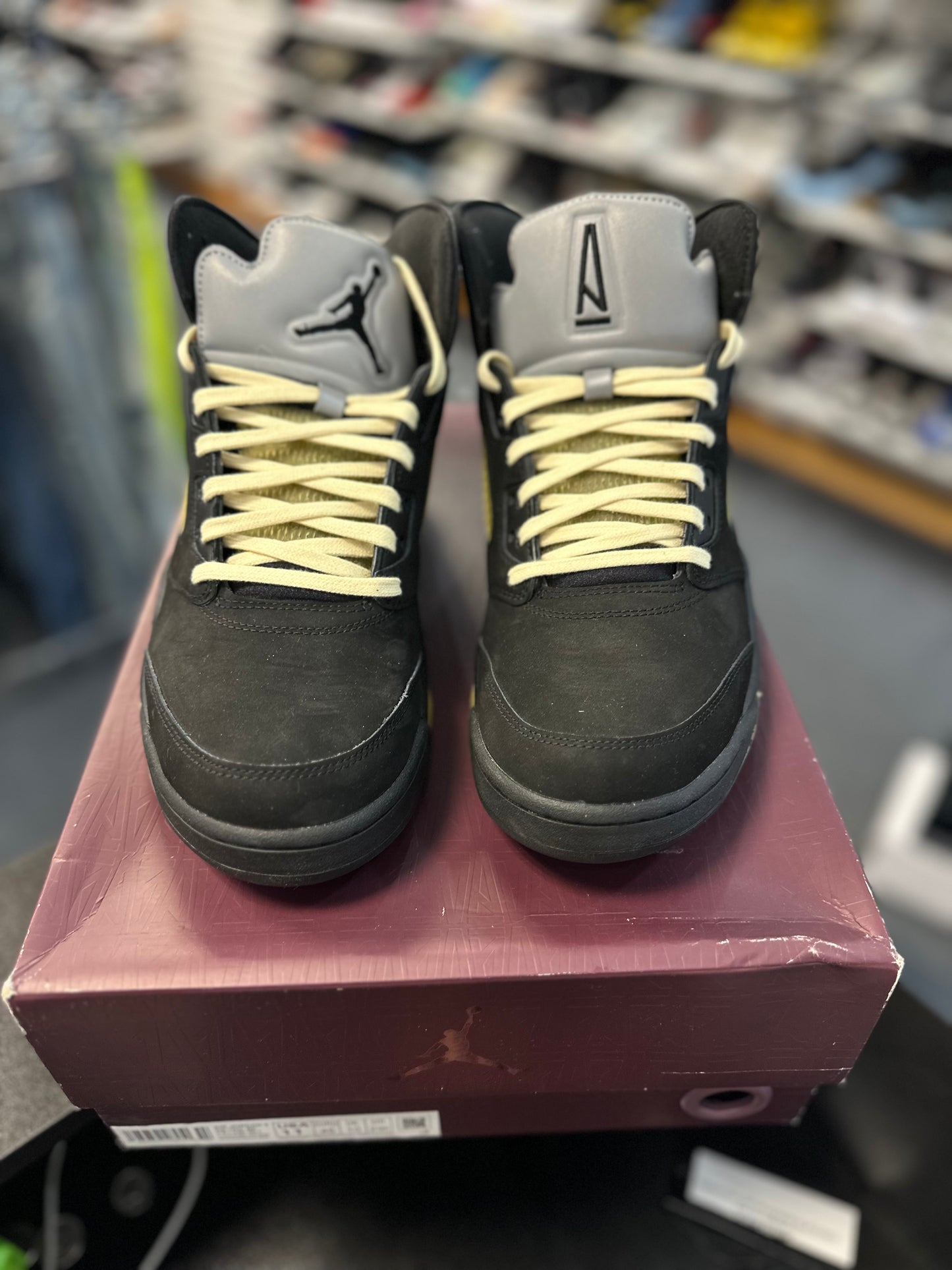 *USED* Jordan 5 Retro A Ma Maniére Dusk