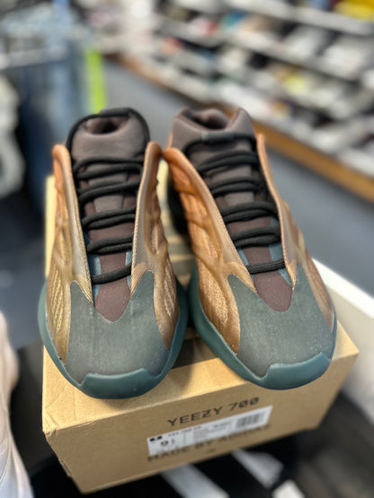 adidas Yeezy 700 V3 Copper Fade
