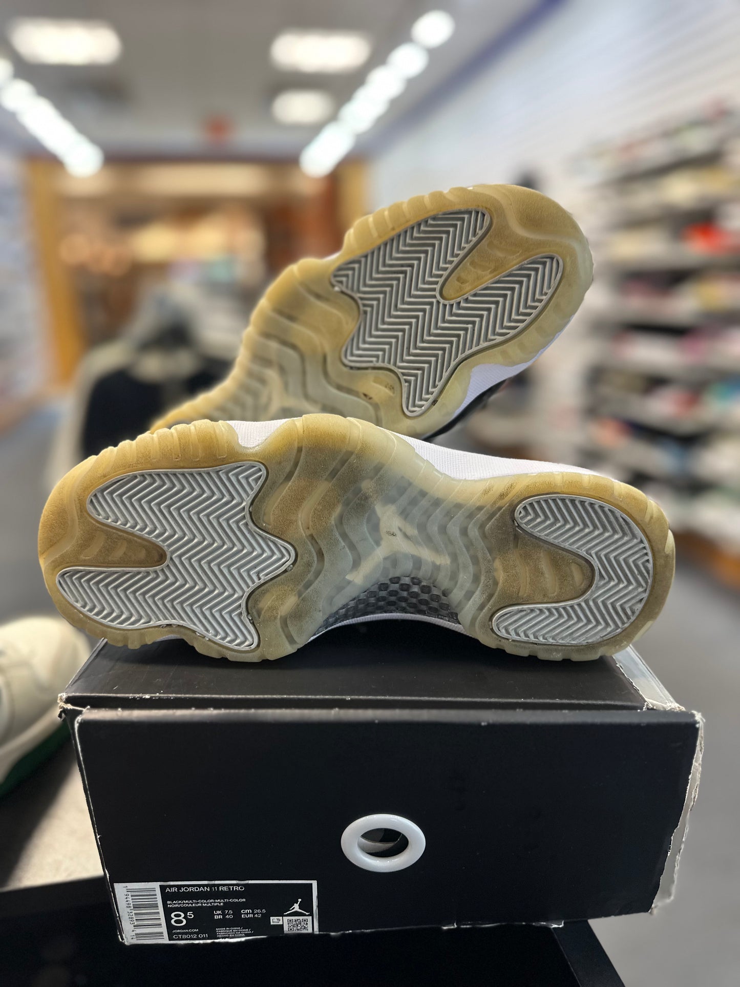 *USED* Jordan 11 Retro Jubilee 25th Anniversary
