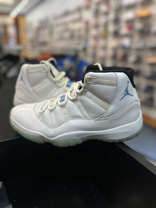 *USED* Jordan 11 Retro Legend Blue