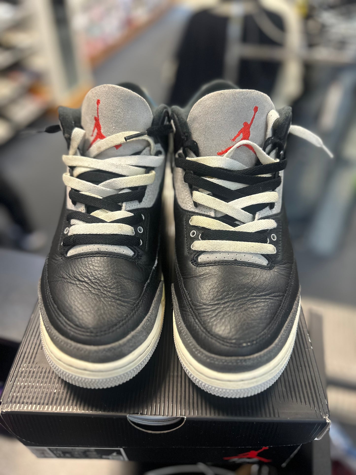 *USED* Jordan 3 Retro OG Rare Air
