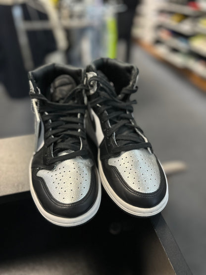 *USED* Jordan 1 Retro High Silver Toe (Women's)