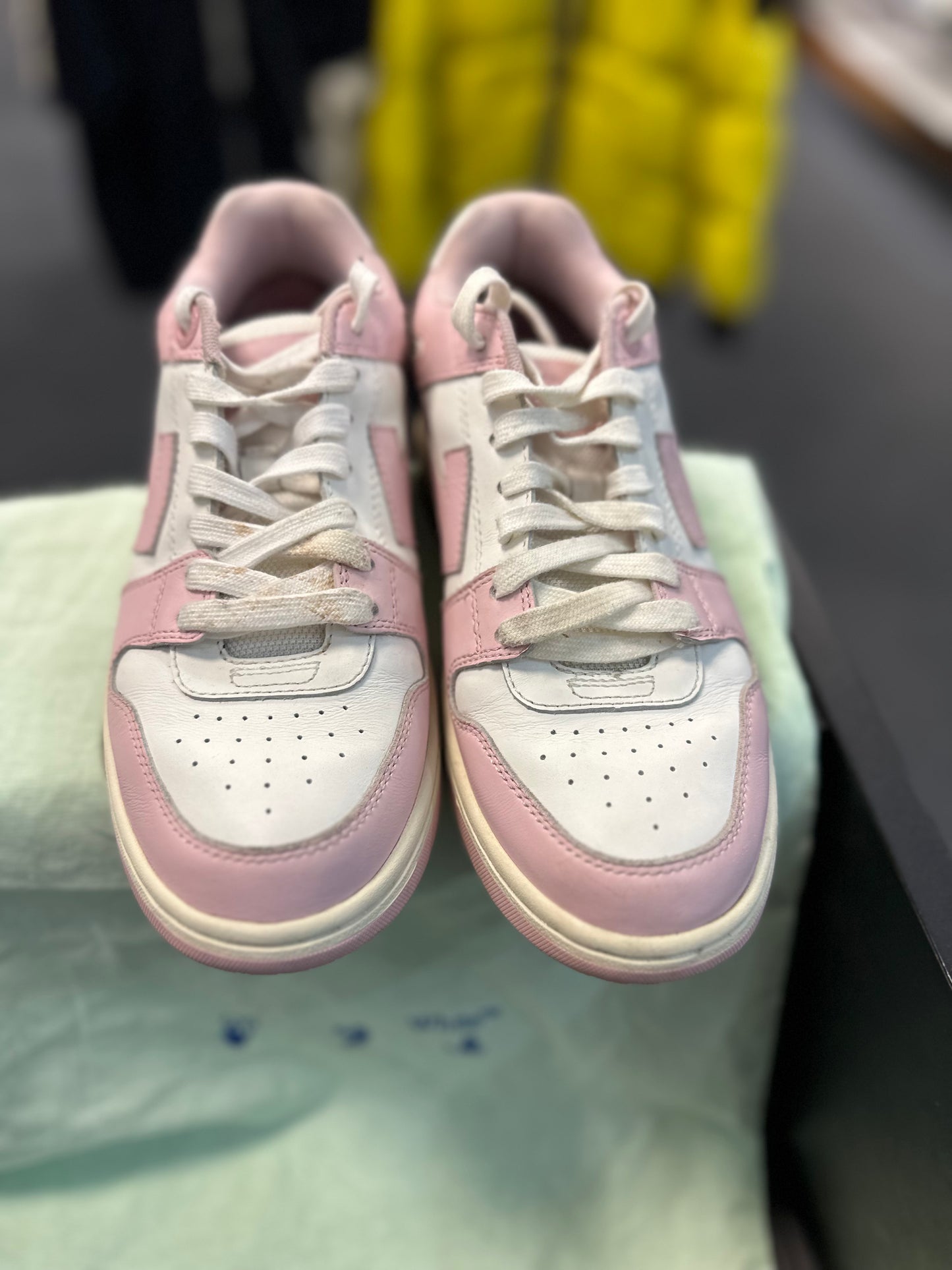 *USED* Off-White Sneakers Pink
