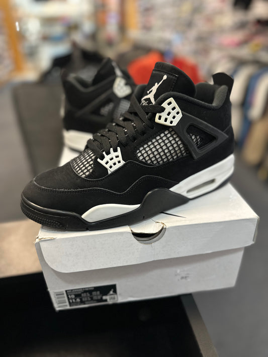*USED* Jordan 4 Retro White Thunder