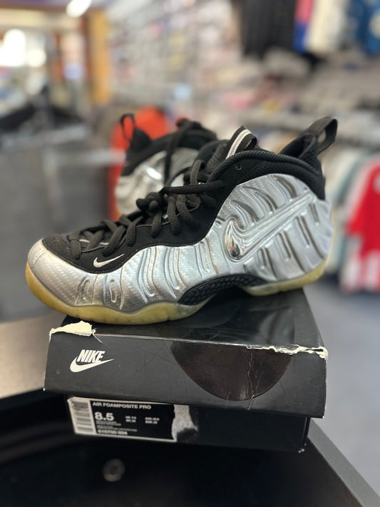 *USED* Nike Air Foamposite Pro Silver Surfer