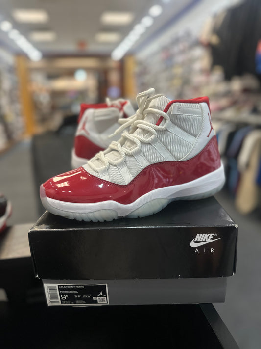 *USED* Jordan 11 Retro Cherry