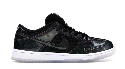 Nike SB Dunk Low 420 Intergalactic